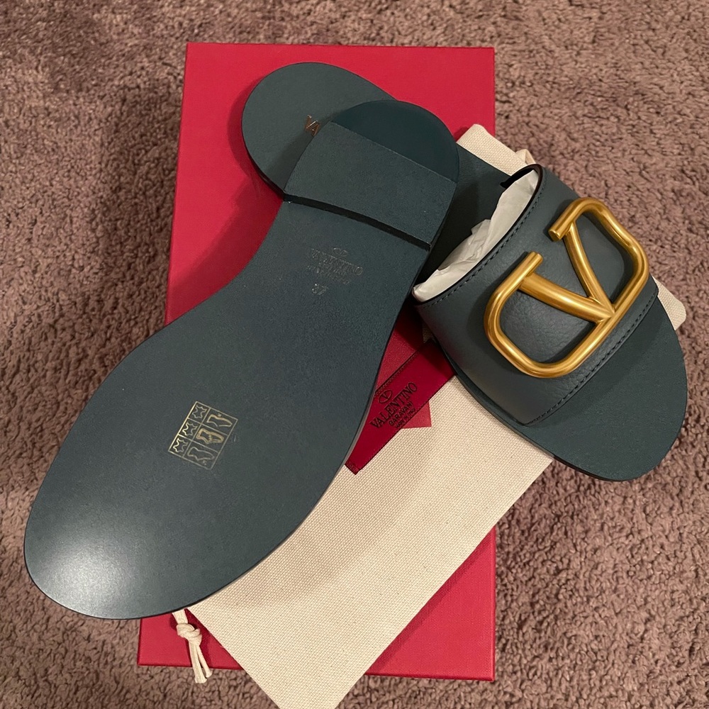 ‼️SOLD‼️. Valentino Garavani Sandals